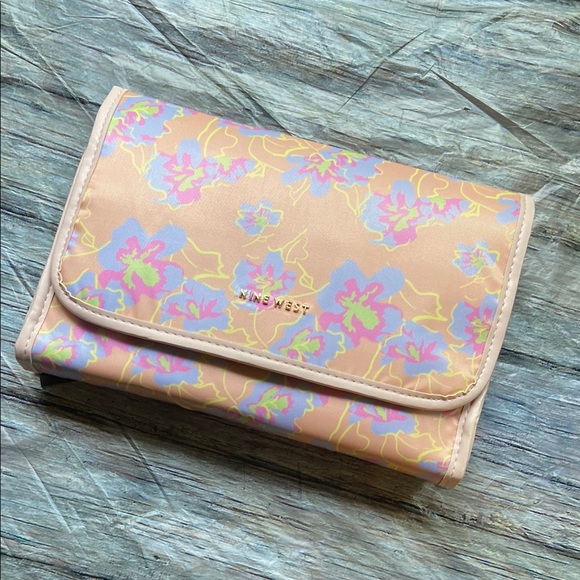 Nine West Handbags - Nine West Floral Print Travel Bag